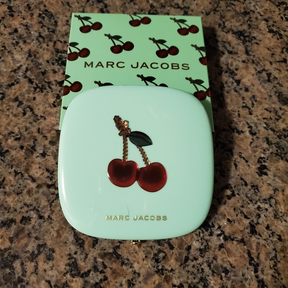 Sold - Picture 1 of 6